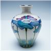 Image 1 : Moorcroft Pottery Vase, Blue Heaven