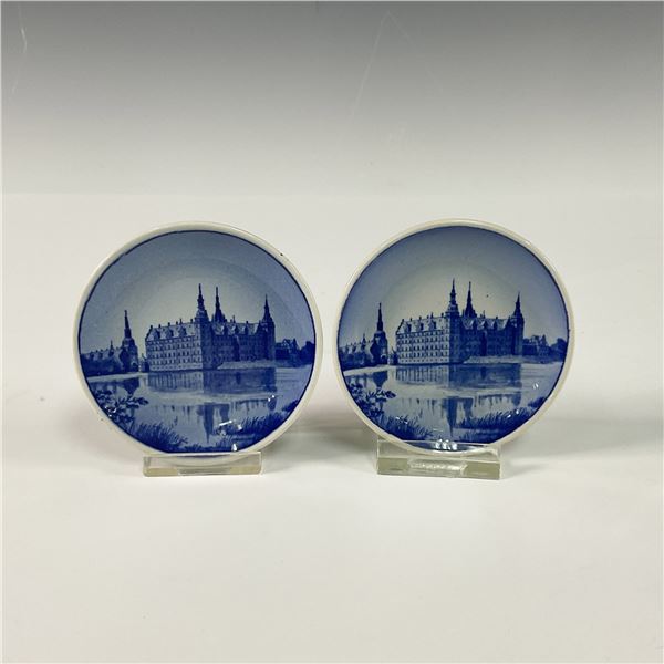 Pair of Royal Copenhagen Mini Plates, Frederiksborg Slot