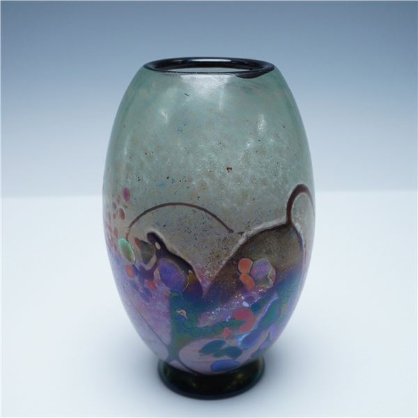 R. Pereira Signed Art Glass Vase