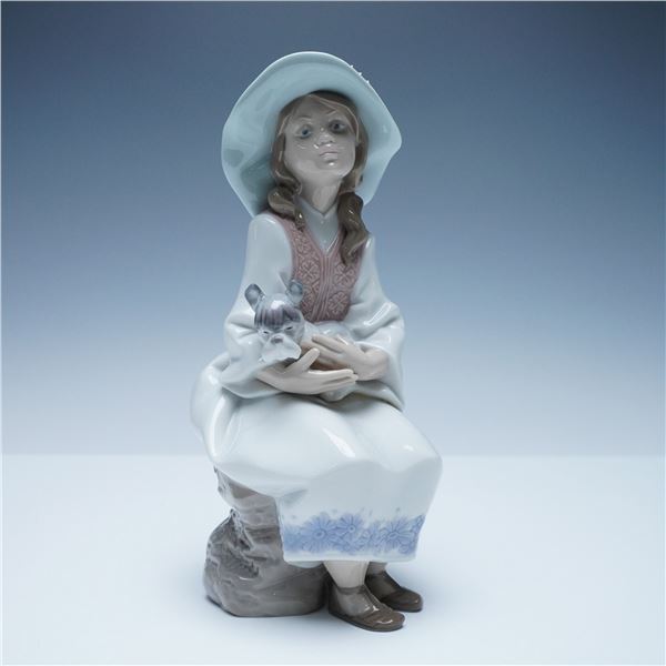 Lladró Porcelain Figurine, Daydreams 1006400