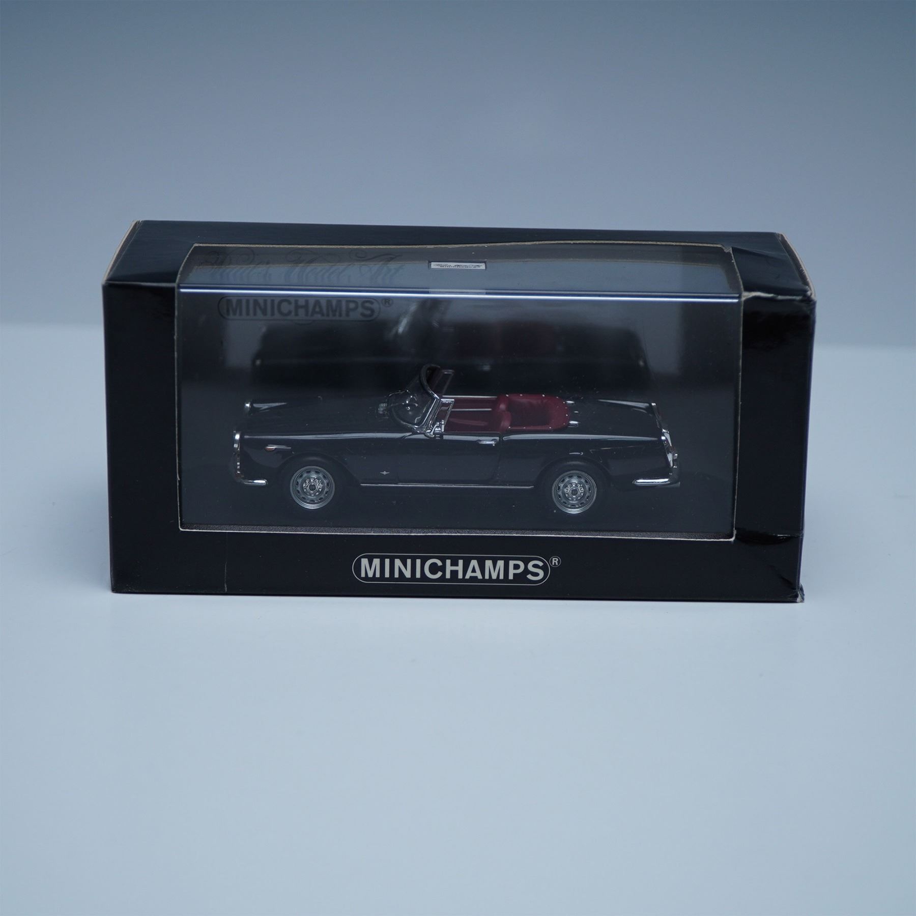 MiniChamps - 1:43 - NSU Spider 1964-67 Blue met. - Modèle N MiniChamps - 1:43 - NSU Spider 1964-67 Blue met. - Modèle N