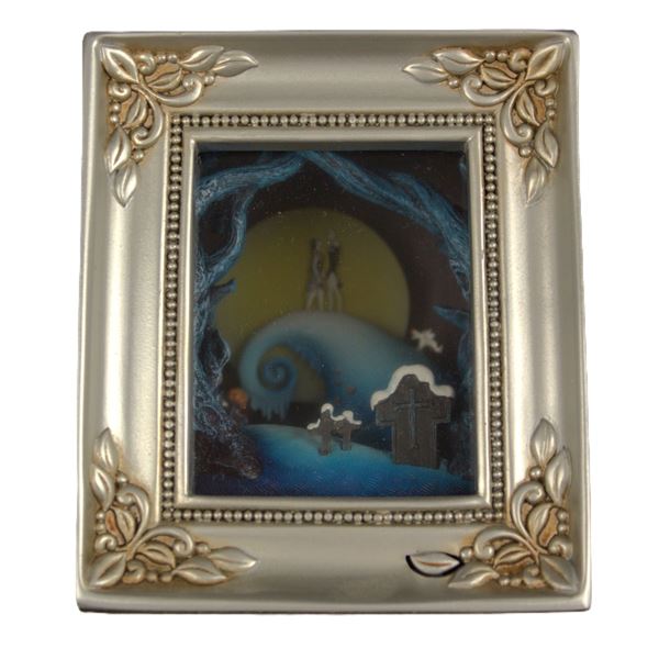 A "Jack and Sally Embrace" Gallery of Light.