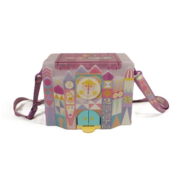 A Toyko Disneyland Popcorn Bucket.