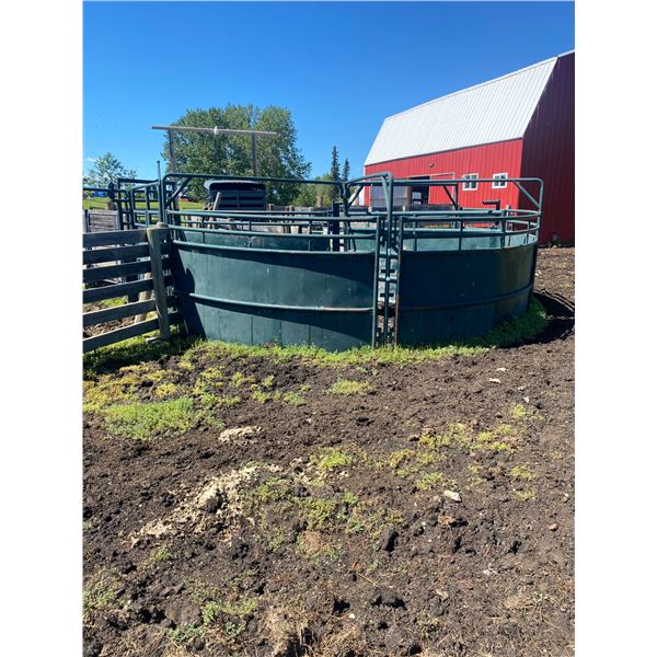 Hi-Hog crowding tub c/w 1- gate
