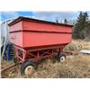 Image 3 : Red self-unloading grain tank c/w metal frame wagon'