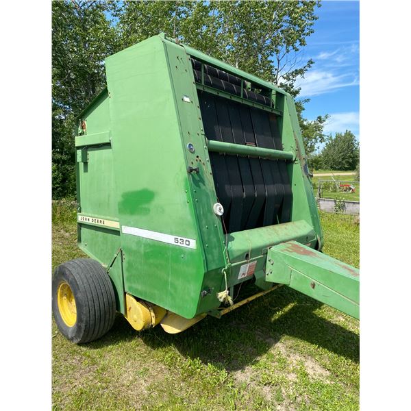 JD 530 Round Baler, 540 PTO, SN. E00530X687957