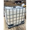 Image 2 : Plastic tote tank c/w metal cage