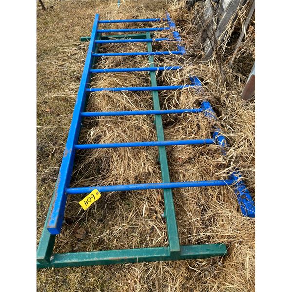 Blue metal frame & green steel frame