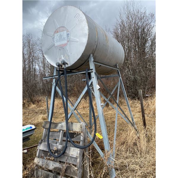 Approx. 300-gal, double compartment fuel tank & stand