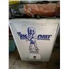 Image 1 : 6x8 ice fishing shelter & big chief elec. Smoker