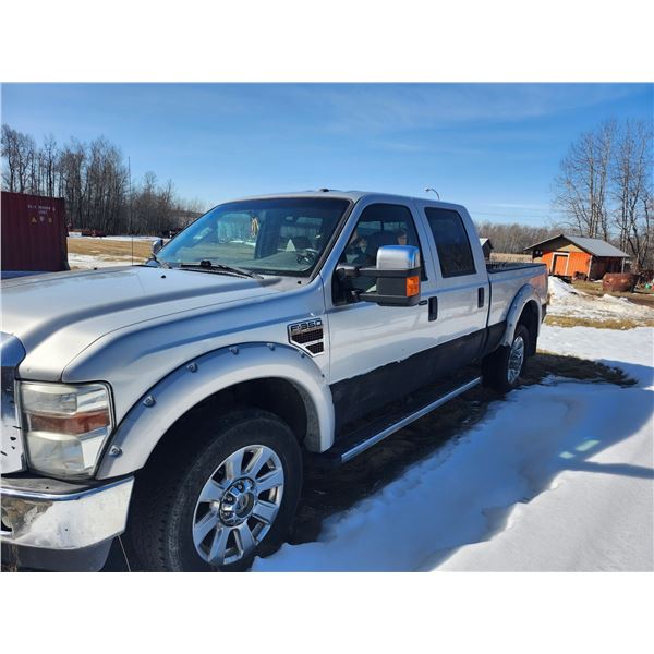 2010 Silver Ford F350 4x4 Truck, diesel, crew cab, V8 auto, showing 468, 833 kms, SN. 1FTWW3BR5AEA48