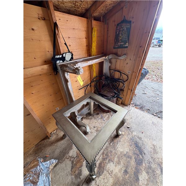 2- Coffee tables (No center piece)