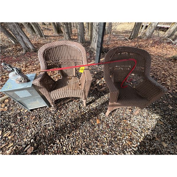 2- Wicker chairs, 2- red plant hangers & pet lodge container