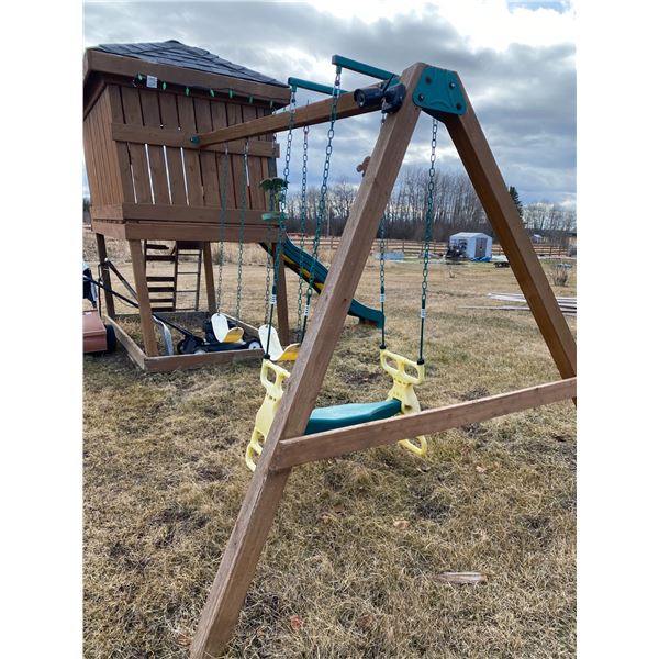 Wooden kids playground, Buyer responsible to dismantle & load