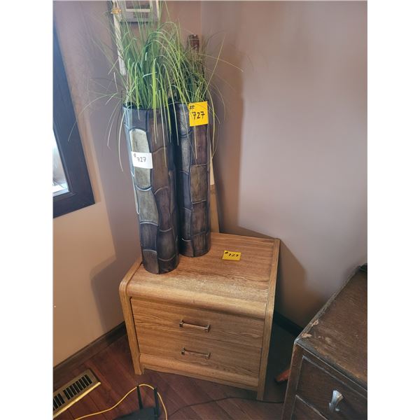 2-Drawer end table & 2- large vases