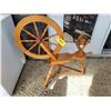 Image 1 : Wooden spinning wheel