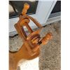 Image 2 : Wooden spinning wheel