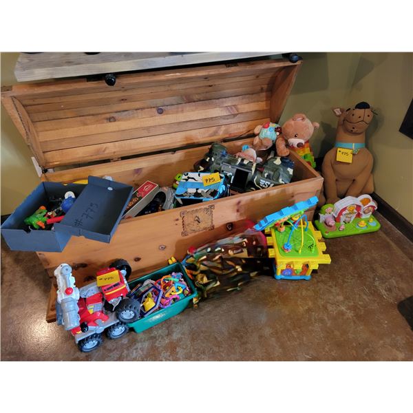 Qty of children's toys