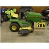 Image 1 : John Deere LX 178