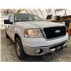 Image 8 : 158 -- 2008 FORD F150 XLT, WHITE, 217922 KMS, 4X4