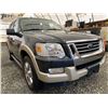 Image 8 : 103 -- 2010 FORD EXPLORER EDDY BAUER, GREY, 215325 KMS, 4X4