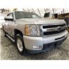 Image 8 : 154 -- 2010 CHEVY SILVERADO K1500, SILVER, 260960 KMS, 4X4