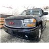 Image 2 : 128 -- 2003 GMC YUKON DENALI, BLACK, 306961 KMS, ALL WHEEL DRIVE