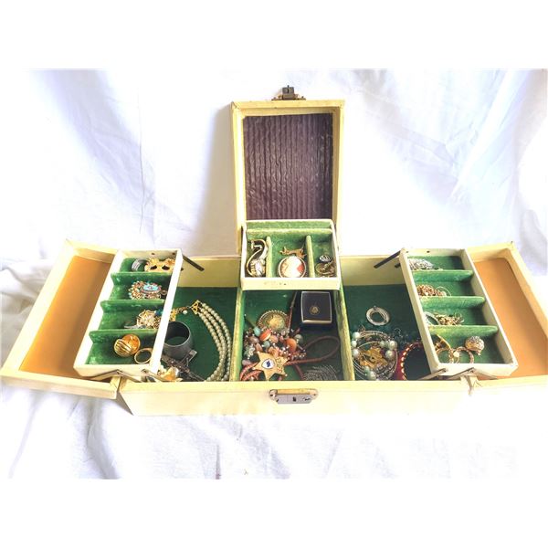 Vintage Costume Jewelry & Box A