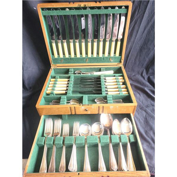 Canteen of Vintage Silver Plate Cutlery A