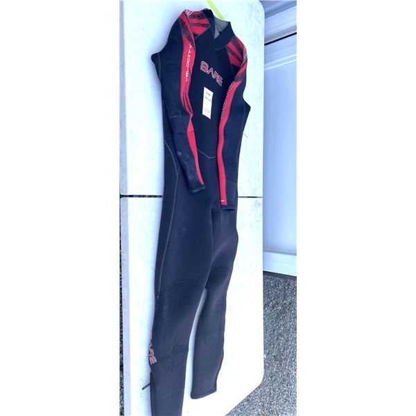 Bare Velocity Wet Suit C