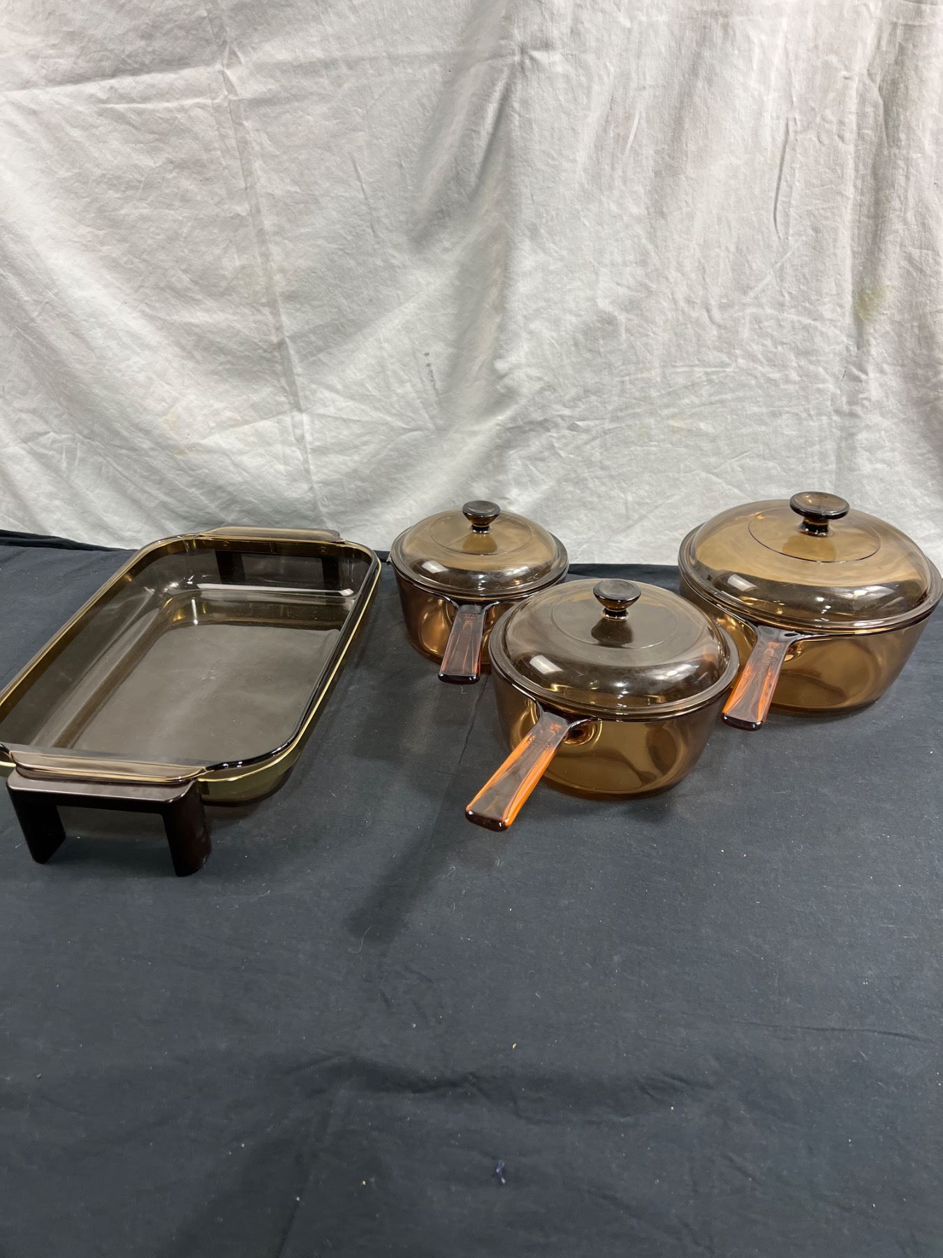 3 Visions Pots With Lids & Pyrex Baking Dish With Stand - Sunrise ...
