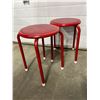 Image 2 : 4 Red Stools