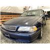 Image 2 : 2 -- 1998 VOLVO S70, GREEN, 259916 KMS, FRONT WHEEL DRIVE