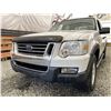 Image 2 : 153 -- 2008 FORD EXPLORER SPORT TRAC, WHITE, 166664 KMS, 4X4