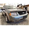 Image 8 : 112 -- 2005 FORD FREESTYLE, GREEN, 195174 KMS, FRONT WHEEL DRIVE