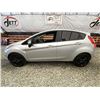 Image 23 : 0E -- 2015 FORD FIESTA SE, SILVER, 159830 KMS, FRONT WHEEL DRIVE