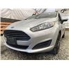 Image 2 : 0E -- 2015 FORD FIESTA SE, SILVER, 159830 KMS, FRONT WHEEL DRIVE