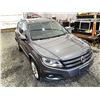 Image 10 : 0H -- 2012 VW TIGUAN S, GREY, 175007 KMS, ALL WHEEL DRIVE