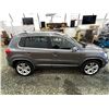 Image 12 : 0H -- 2012 VW TIGUAN S, GREY, 175007 KMS, ALL WHEEL DRIVE
