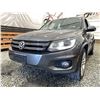 Image 2 : 0H -- 2012 VW TIGUAN S, GREY, 175007 KMS, ALL WHEEL DRIVE
