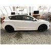 Image 11 : 10 -- 2010 MAZDA 3, WHITE, 204517 KMS, FRONT WHEEL DRIVE