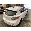 Image 16 : 10 -- 2010 MAZDA 3, WHITE, 204517 KMS, FRONT WHEEL DRIVE