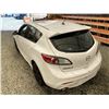 Image 22 : 10 -- 2010 MAZDA 3, WHITE, 204517 KMS, FRONT WHEEL DRIVE