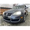 Image 2 : 26 -- 2009 VW JETTA WAGON, SILVER, 222379 KMS, FRONT WHEEL DRIVE