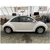 Image 11 : 27 -- 2002 VW BEETLE, WHITE, 321693 KMS, FRONT WHEEL DRIVE