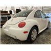 Image 14 : 27 -- 2002 VW BEETLE, WHITE, 321693 KMS, FRONT WHEEL DRIVE
