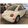Image 15 : 27 -- 2002 VW BEETLE, WHITE, 321693 KMS, FRONT WHEEL DRIVE