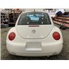 Image 18 : 27 -- 2002 VW BEETLE, WHITE, 321693 KMS, FRONT WHEEL DRIVE