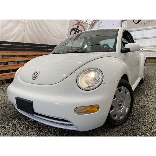 27 -- 2002 VW BEETLE, WHITE, 321693 KMS, FRONT WHEEL DRIVE