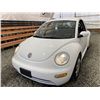 Image 3 : 27 -- 2002 VW BEETLE, WHITE, 321693 KMS, FRONT WHEEL DRIVE
